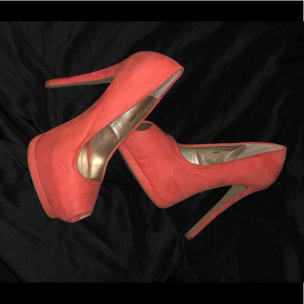 Peach color heels